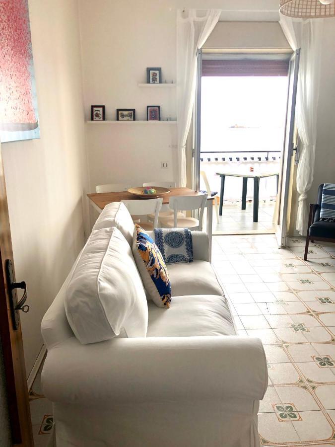 شقة Vacanzenaxos - Casa Frontemare جيارديني ناكسوس المظهر الخارجي الصورة